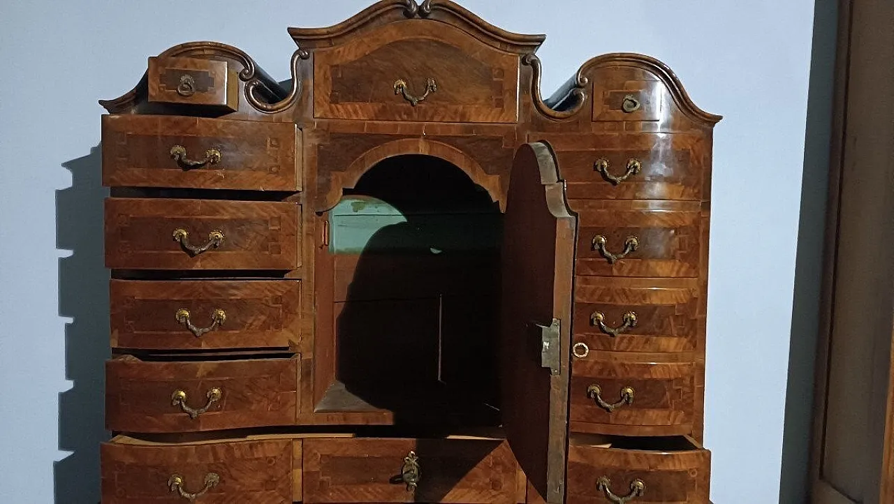 Wooden trumeaux, 18th century 7