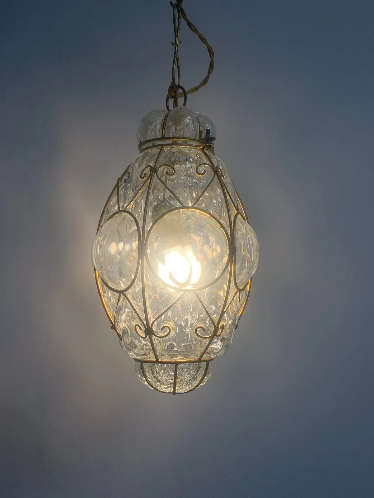 Lampadario lanterna in vetro di Murano attributo a A.V.E.M., anni '50 4