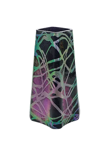 Vaso in vetro soffiato iridescente, anni '10