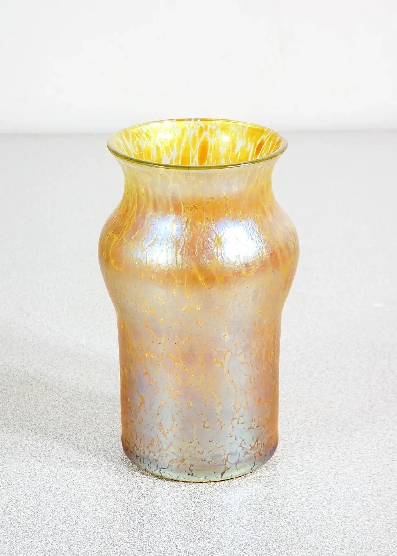 Vaso in vetro soffiato iridescente, fine '800 3