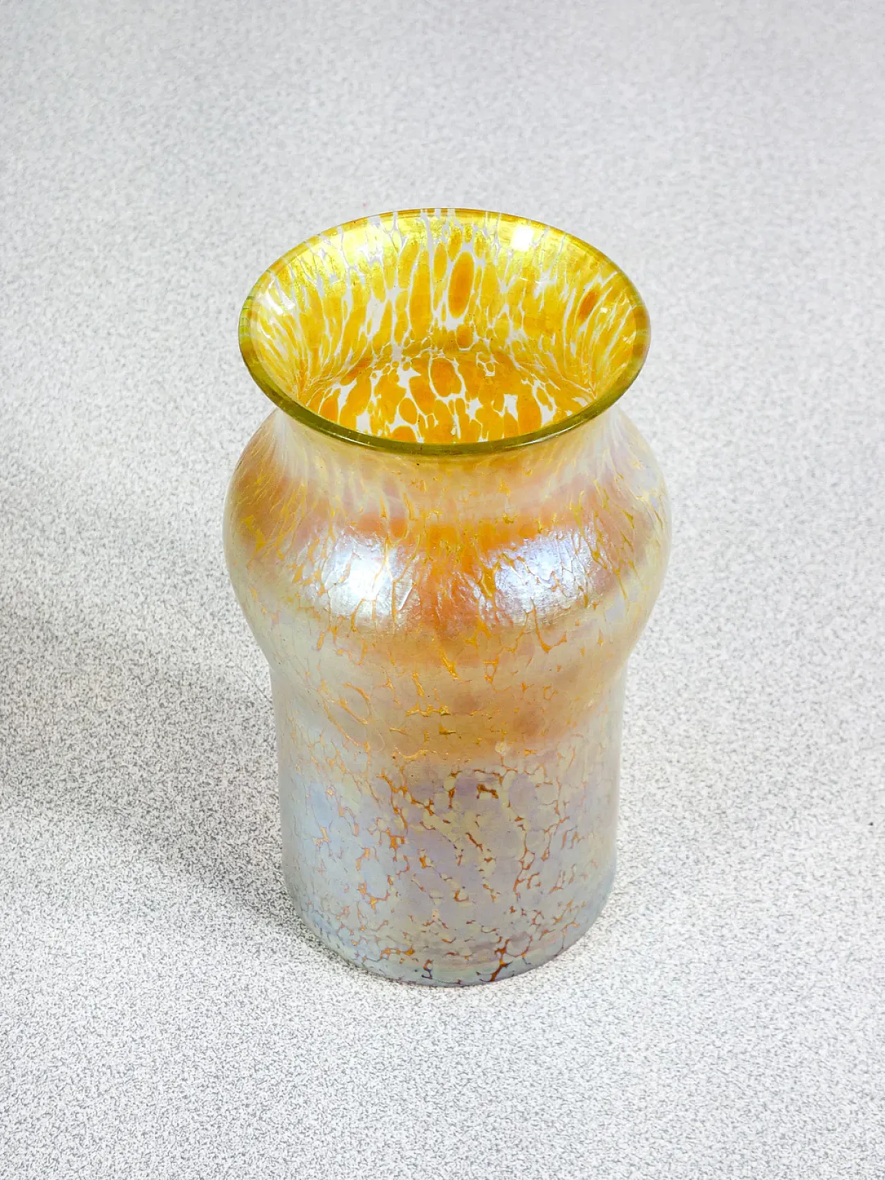 Vaso in vetro soffiato iridescente, fine '800 7