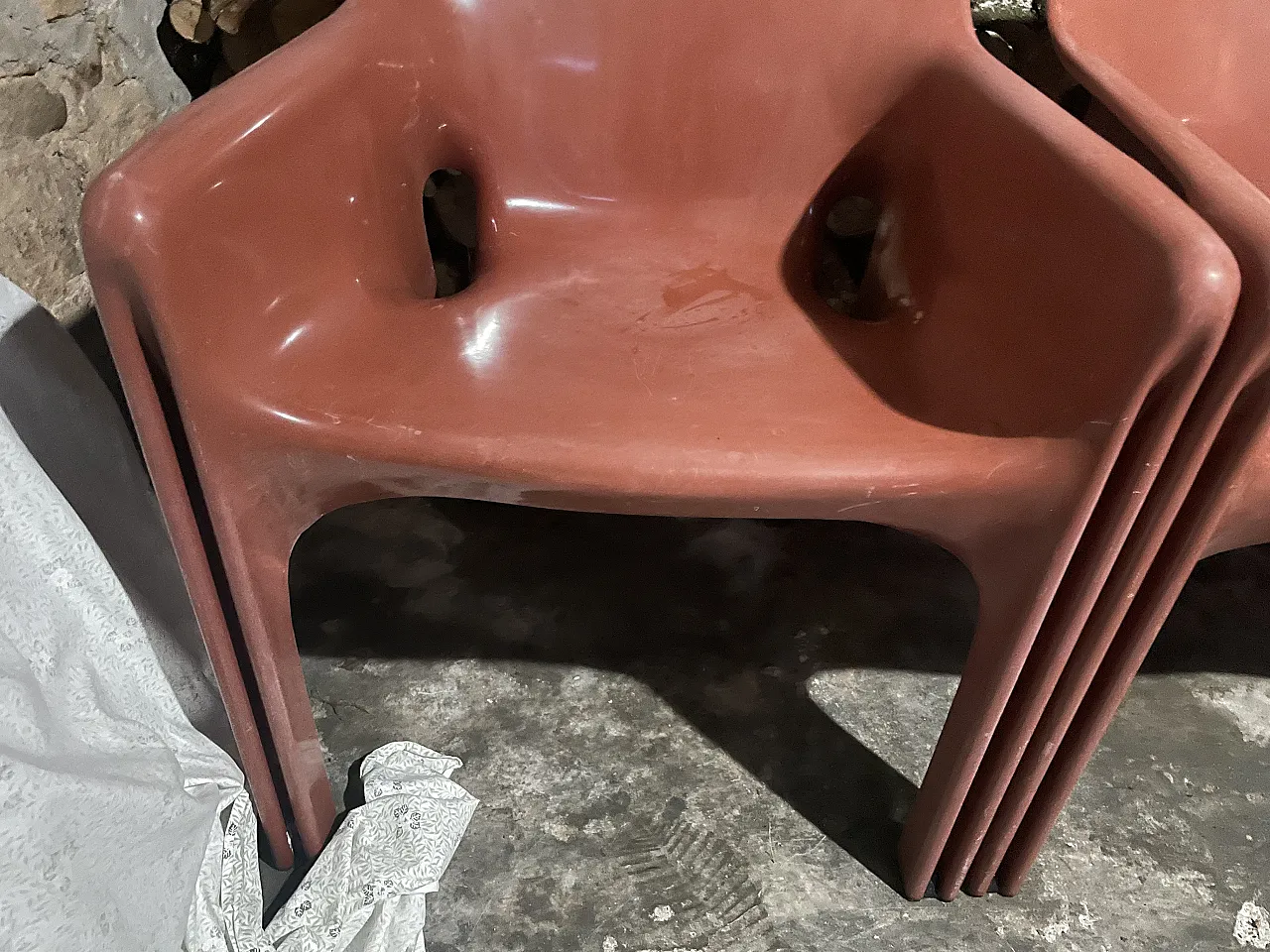 Pair of Gaudì chairs of Artemide by Vico Magistretti,  70s 6