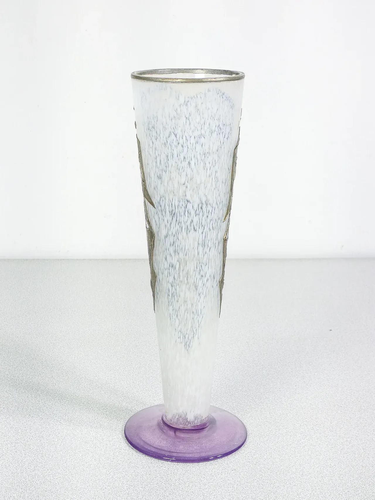 Coppa in vetro soffiato e metallo, anni '10 5