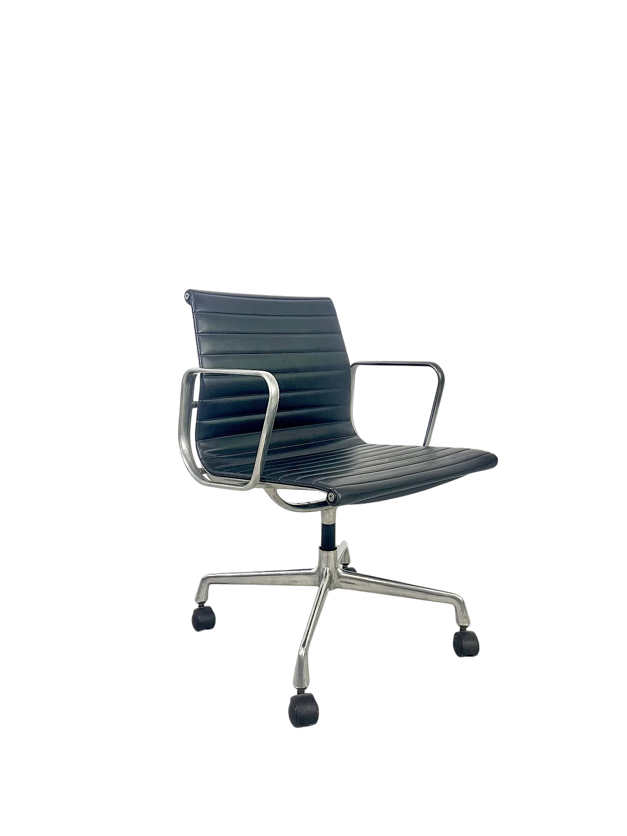 EA 108 office armchair, 90s 9