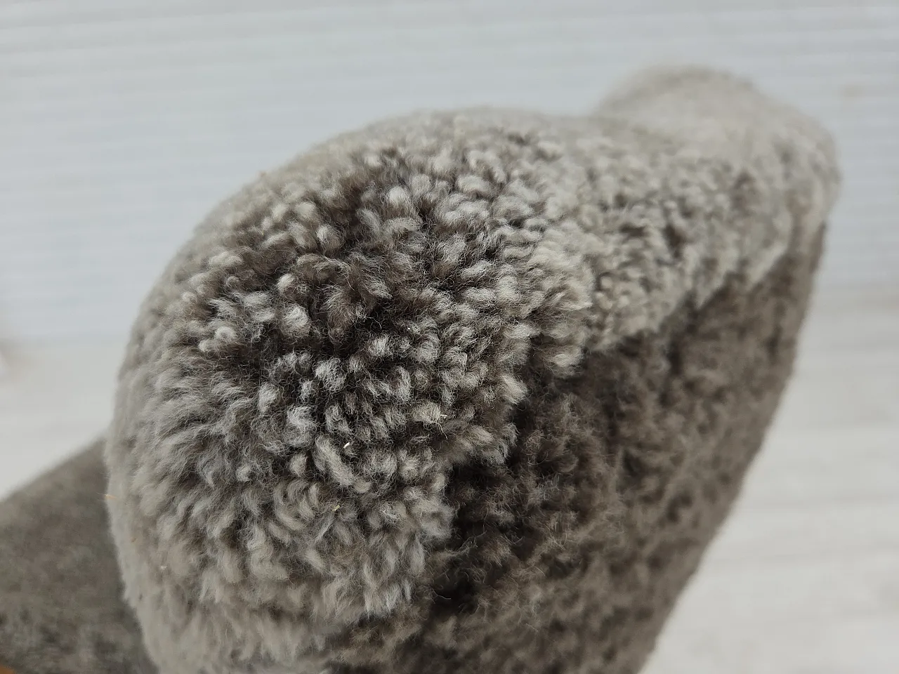 Poltrona danese re-suhster, vera pelle Nuova Zelanda, anni '60 7