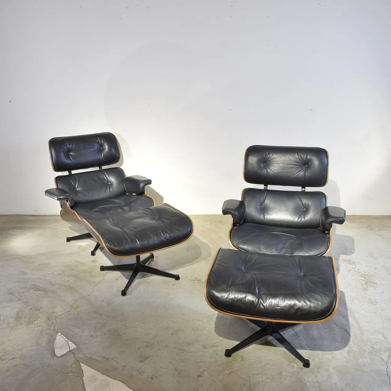 Lounge Chair and Ottoman Pouff by Charles Eames for Herman Miller, 1970s 2