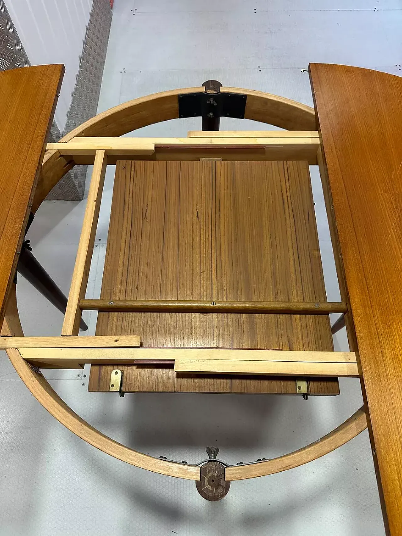 Scandinavian round wooden table, mid-20th century 20