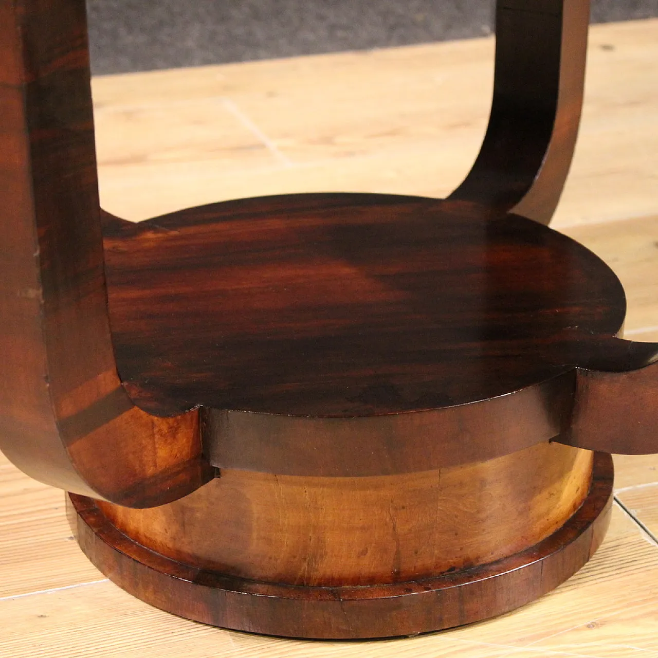 Table art of two shelves art déco, first half of the 1900s 7