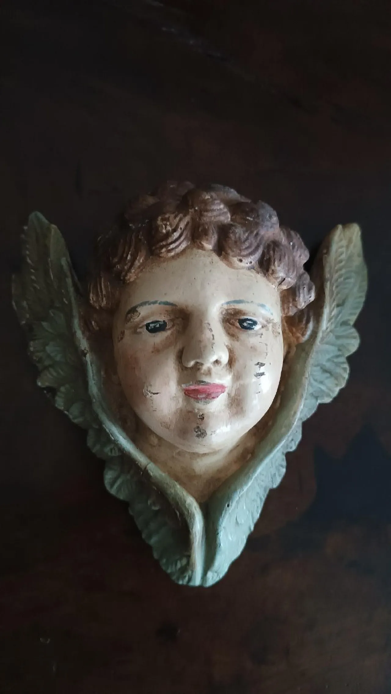 Coppia di volti d'angelo in gesso e legno policromo, fine '800 3