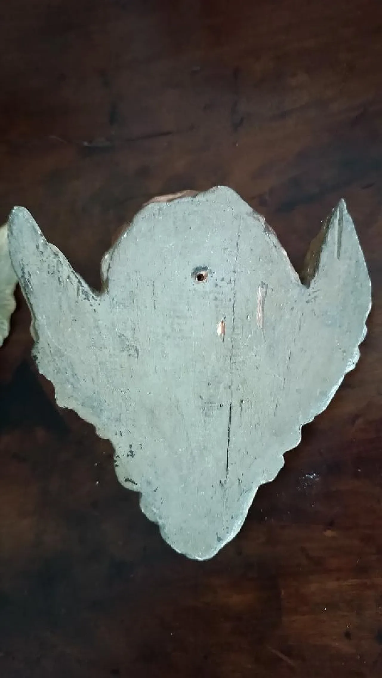 Coppia di volti d'angelo in gesso e legno policromo, fine '800 6