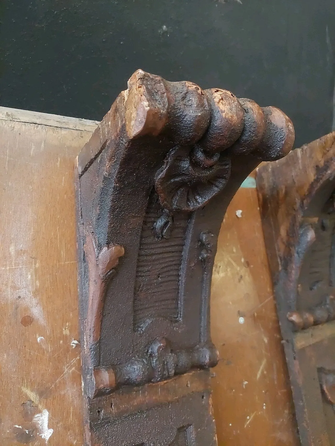 Pair of carved wooden capitals, mid-18th century 14
