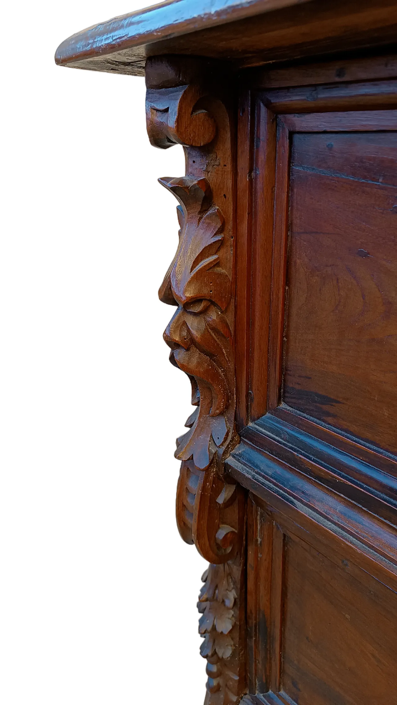 Cassettone in noce massello, '600 7