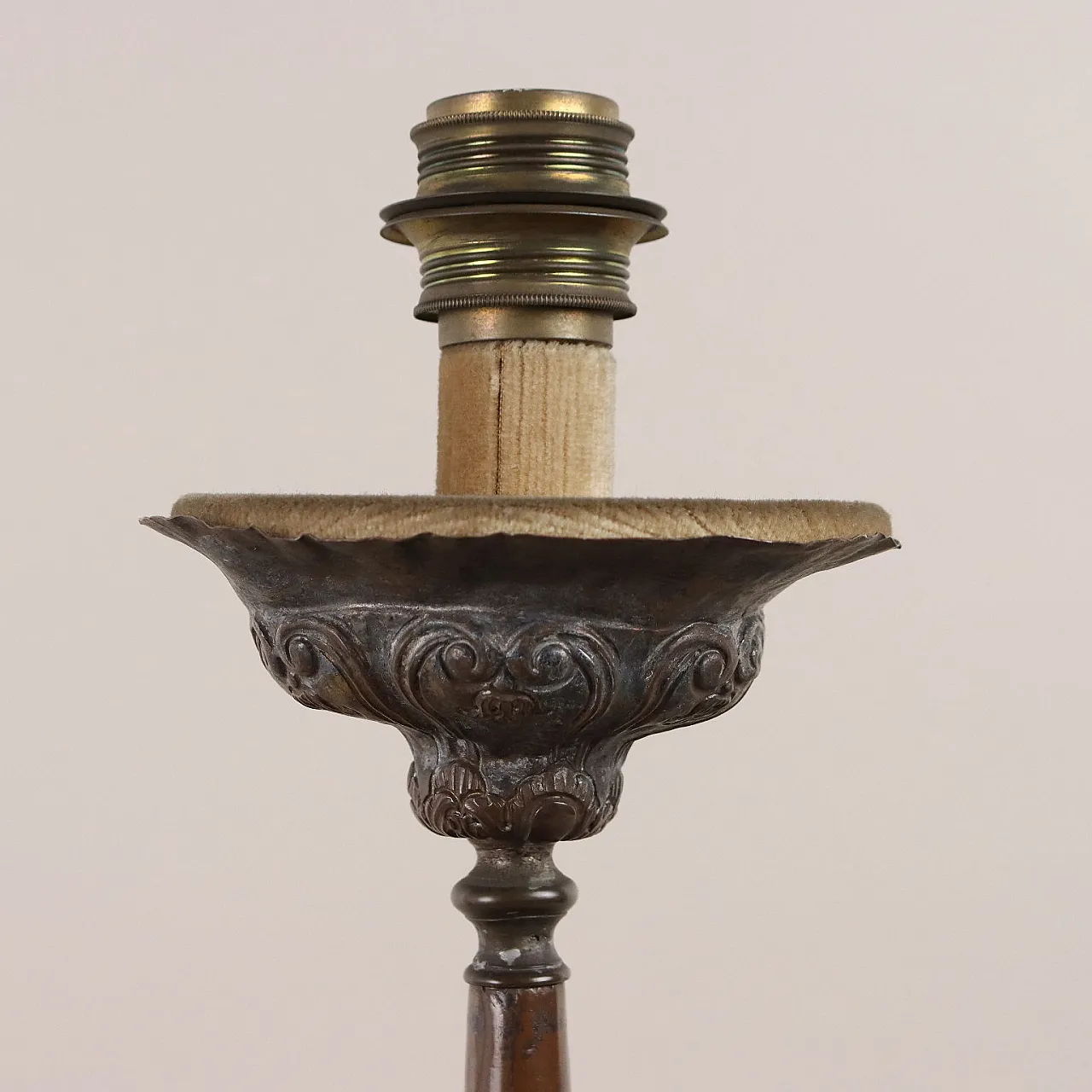 Torciere in lamierino sbalzato, '700 3