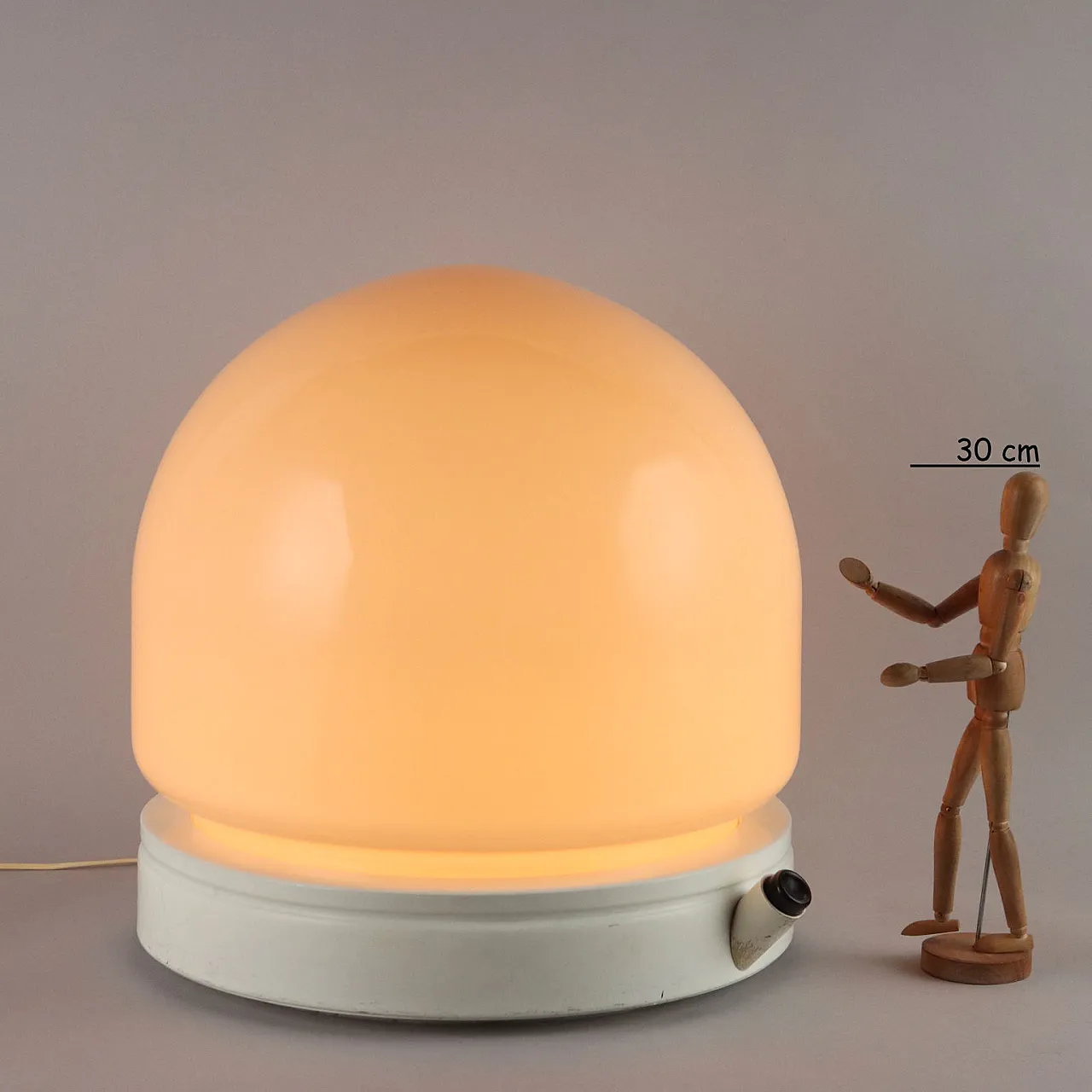 Lampada da tavolo in alluminio e vetro di Stilnovo, anni '60 2