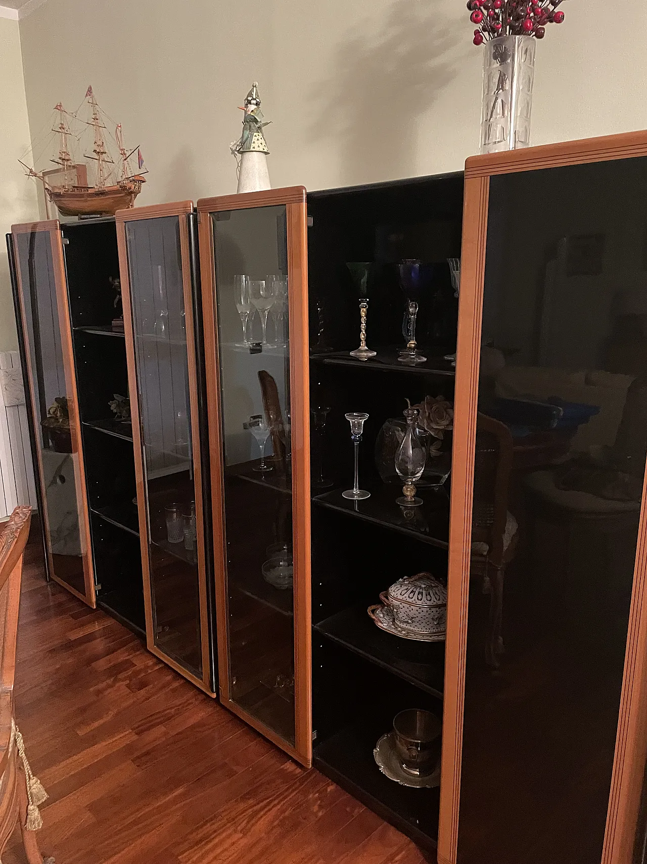 Artona Showcase by Tobia and Scarpa for Maxalto, 90s 1