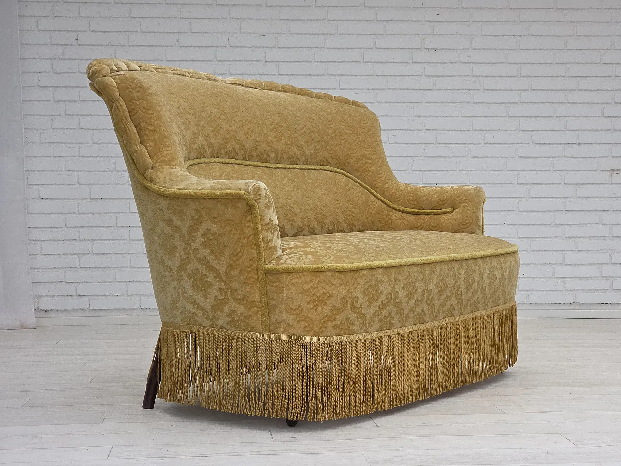 Danish 2-seater sofa, green damask velvet with fringe, 1950s 6