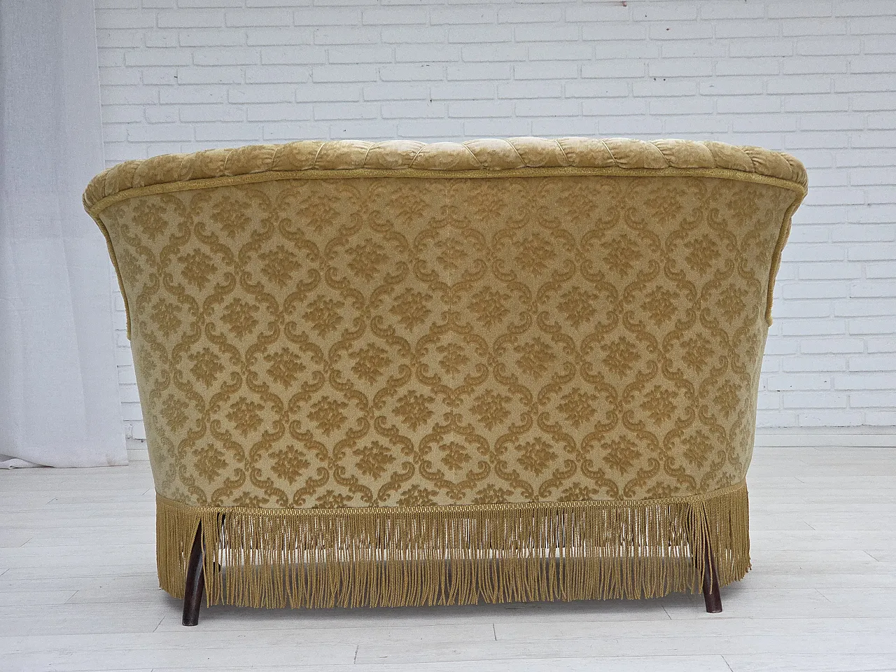 Danish 2-seater sofa, green damask velvet with fringe, 1950s 14
