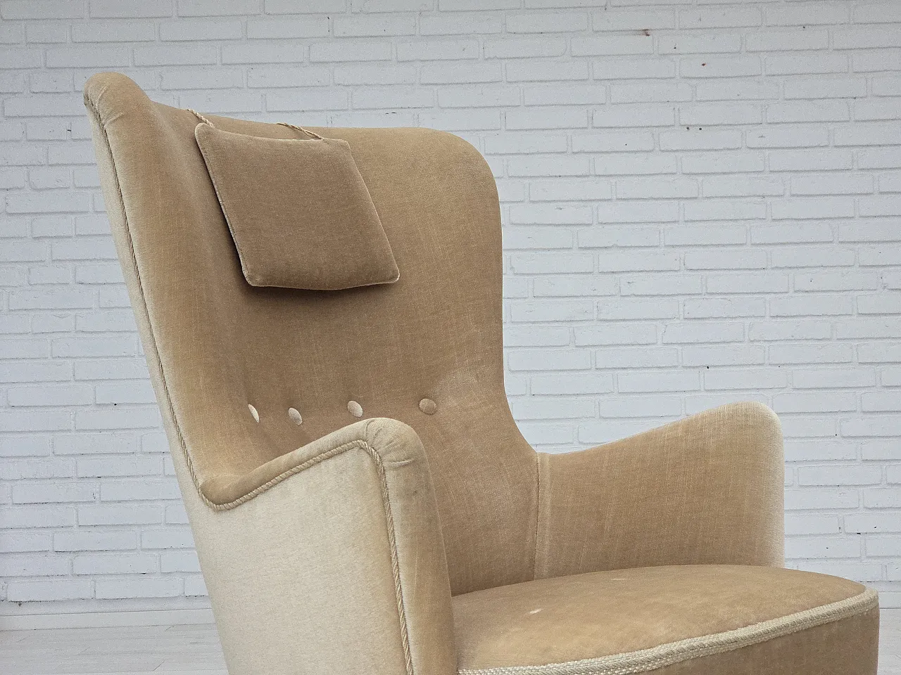 Poltrona danese in velluto verde/marrone, anni '60 6