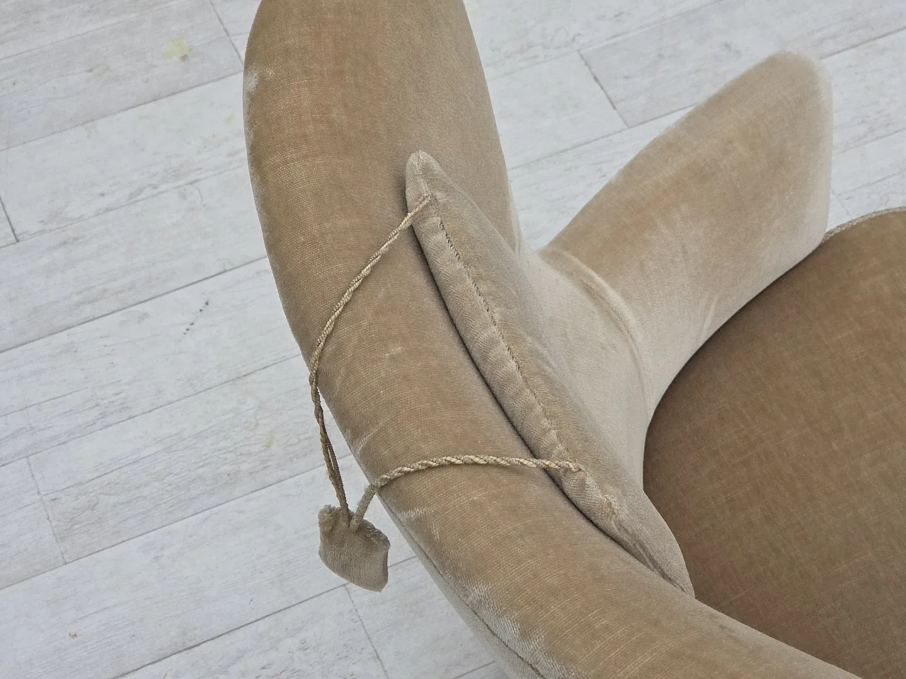 Poltrona danese in velluto verde/marrone, anni '60 7