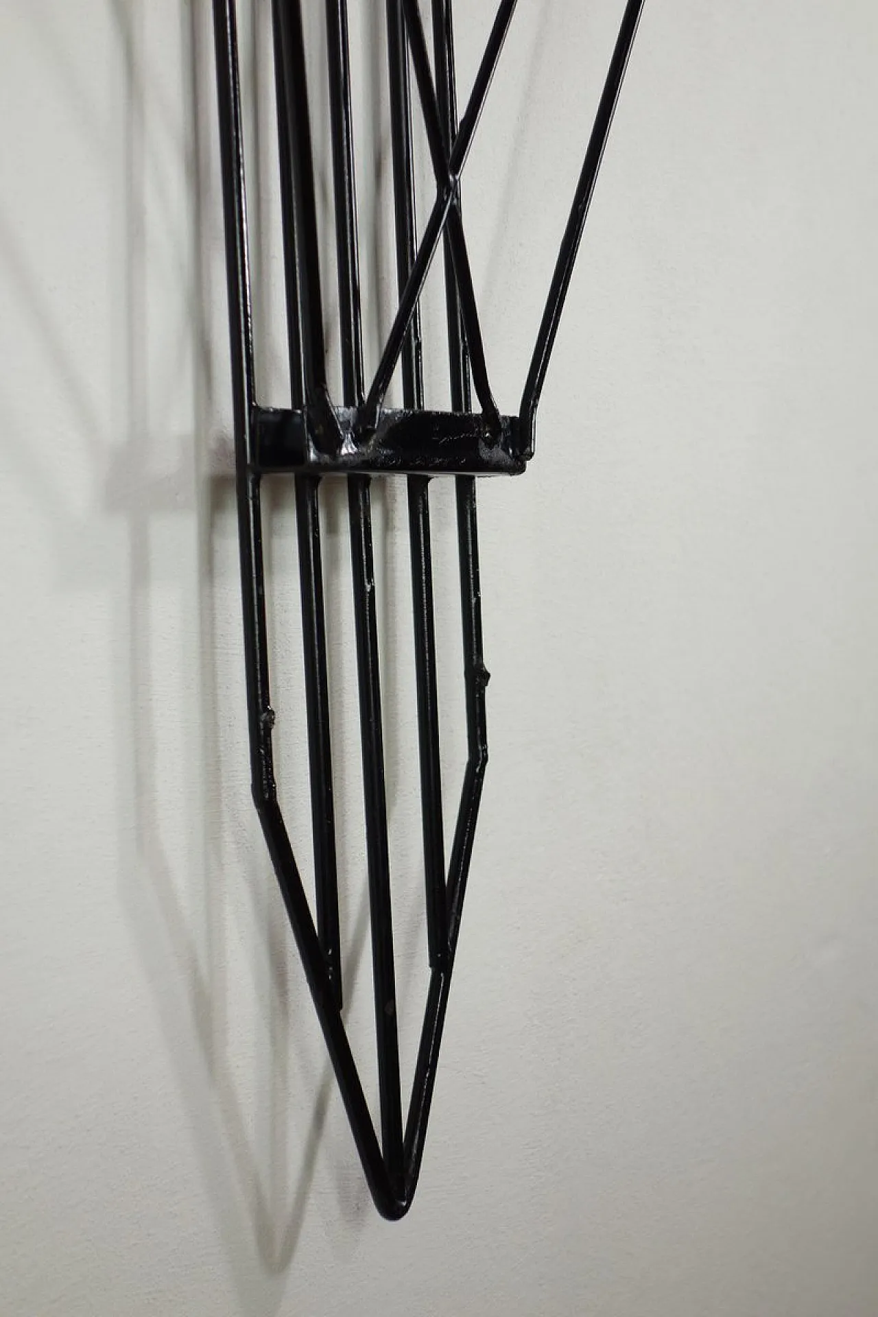 Black Iron wall magazine rack Mid-Century Modern, 1950s 4