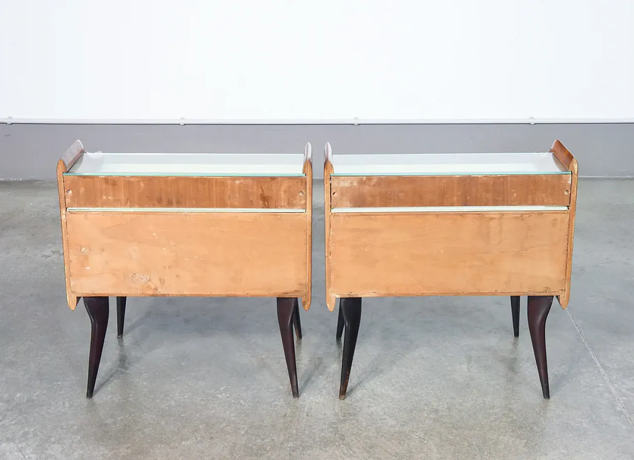 Coppia di comodini in legno e vetro, anni '40 9