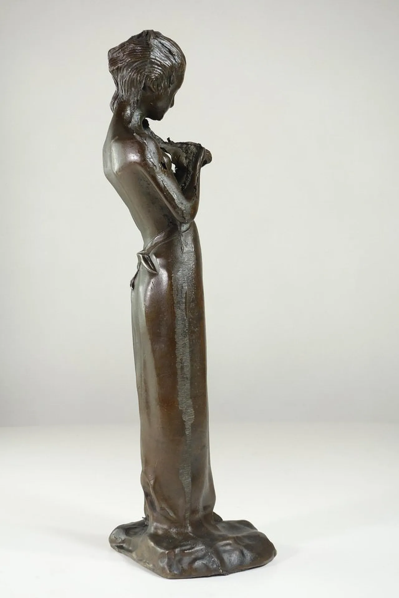 Scultura in bronzo di Donna, inizio 900 3