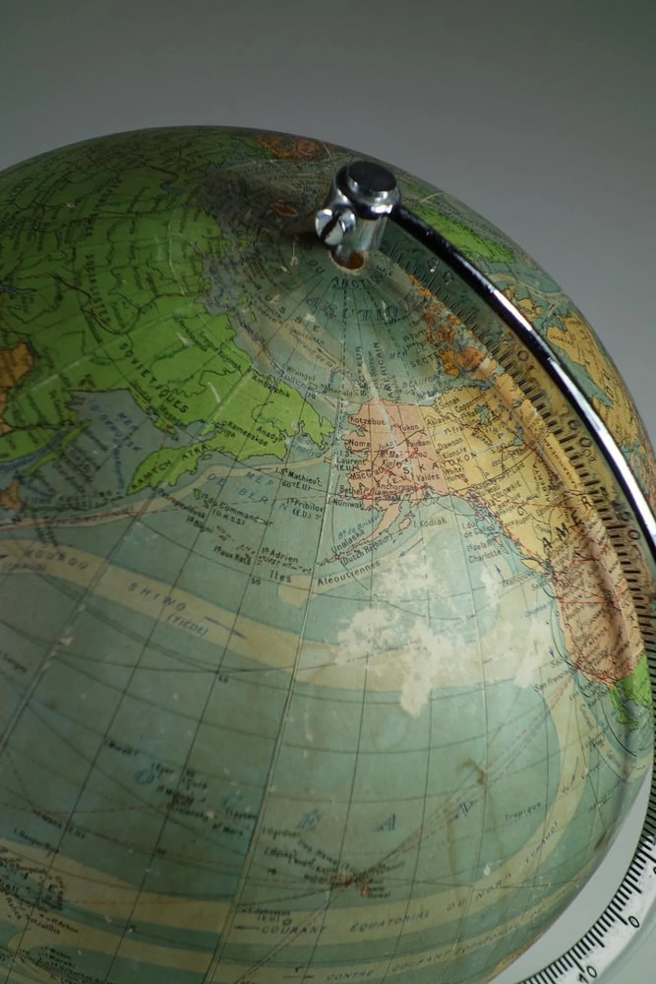 French Light Globe by Perrina in multicolored glass, 1950 11