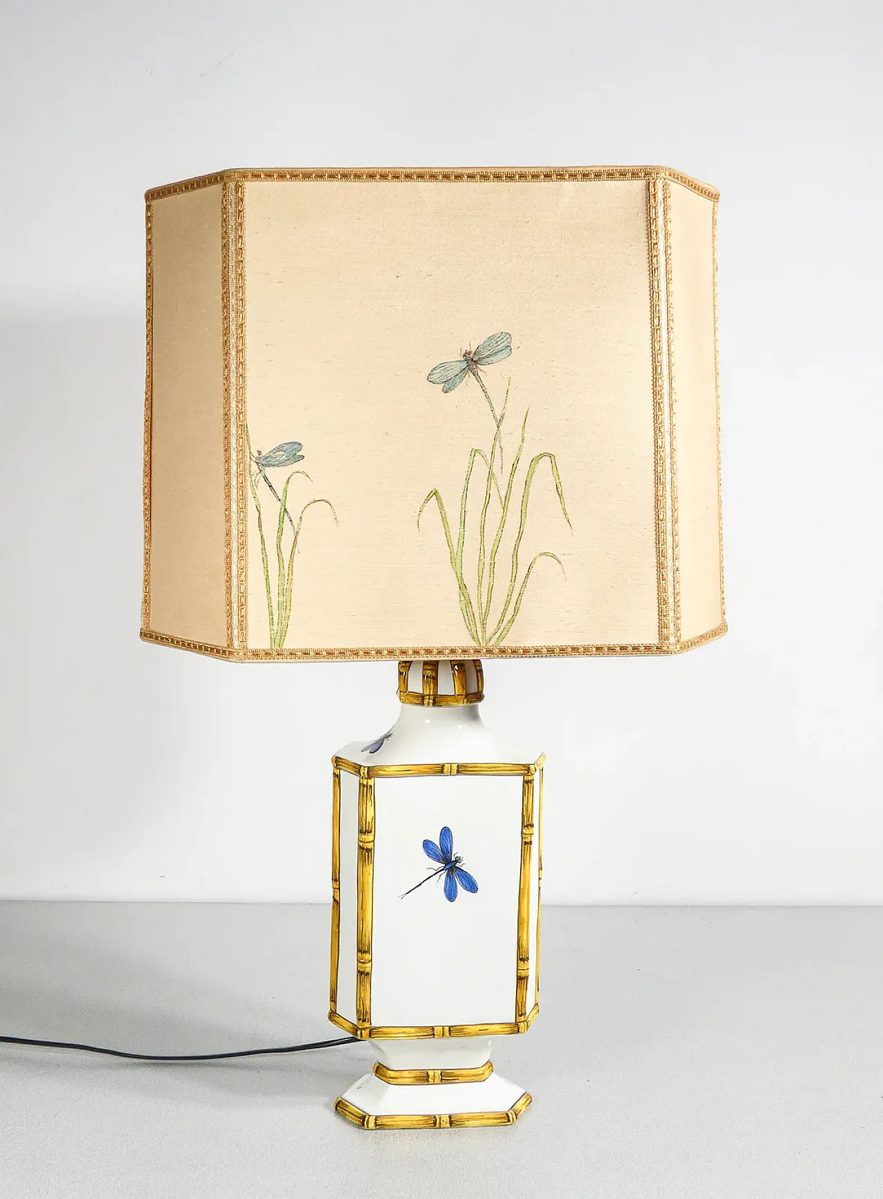 Lampada abat jour in ceramica e tessuto di Costa, fine '900 1