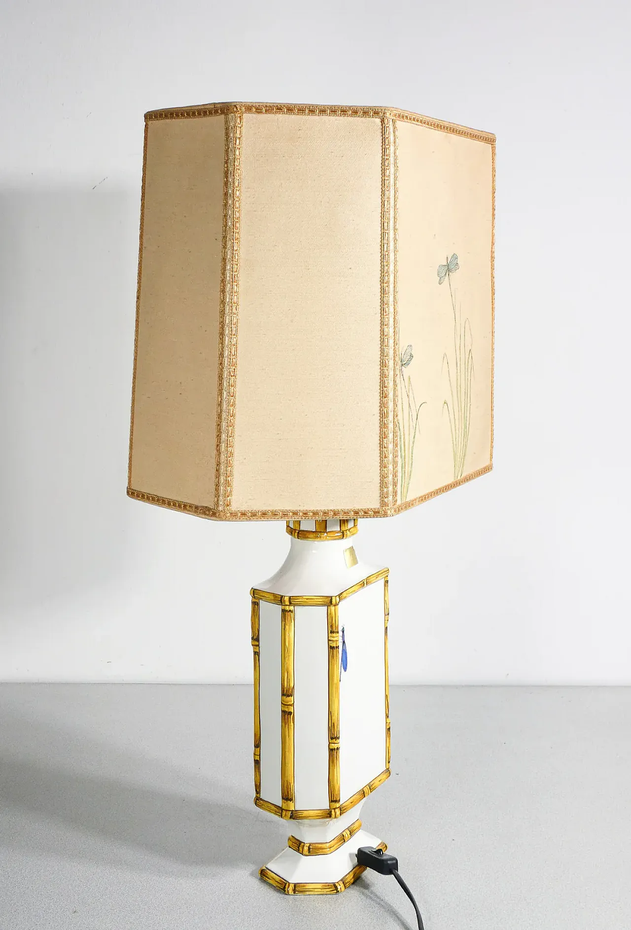 Lampada abat jour in ceramica e tessuto di Costa, fine '900 2