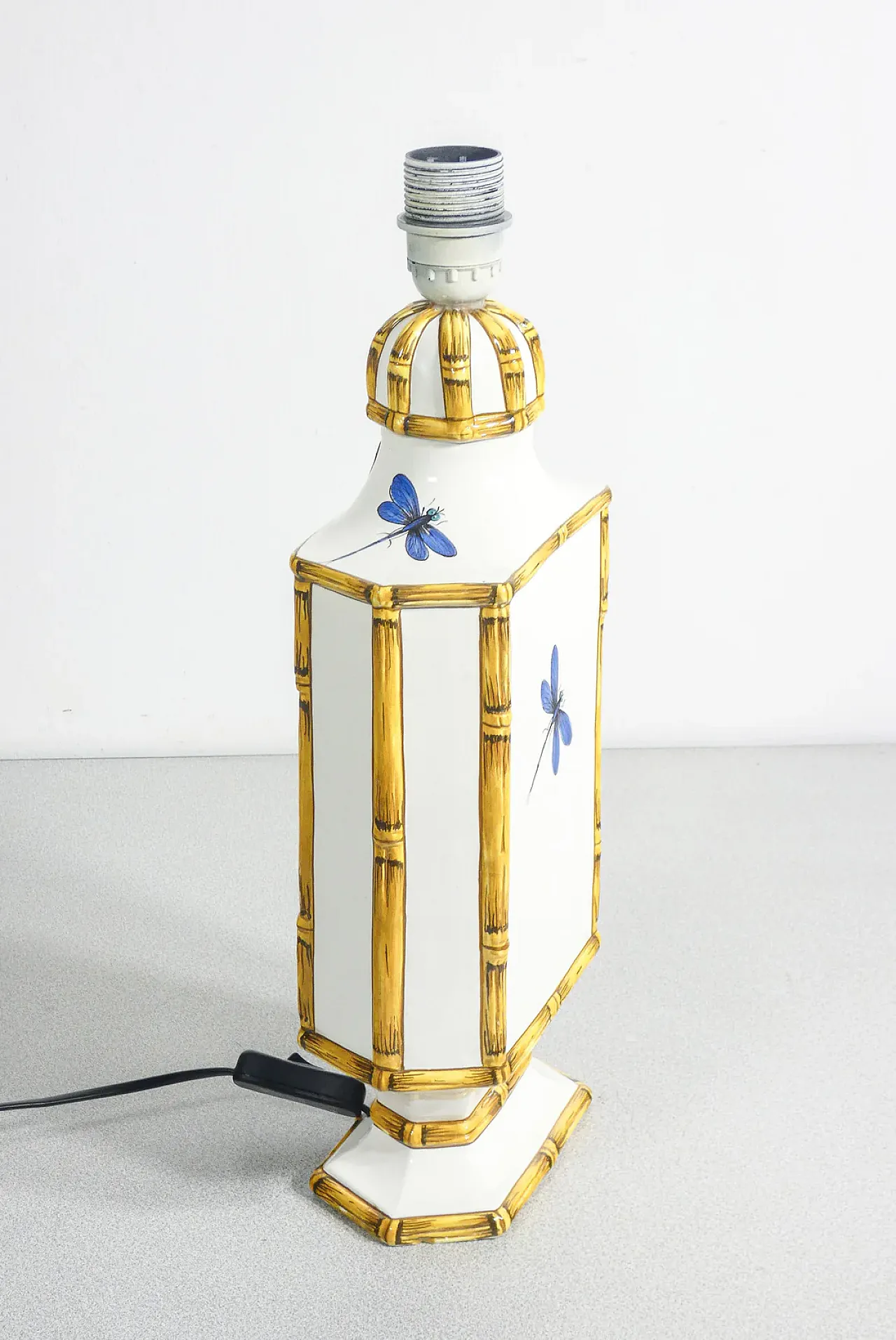 Lampada abat jour in ceramica e tessuto di Costa, fine '900 7