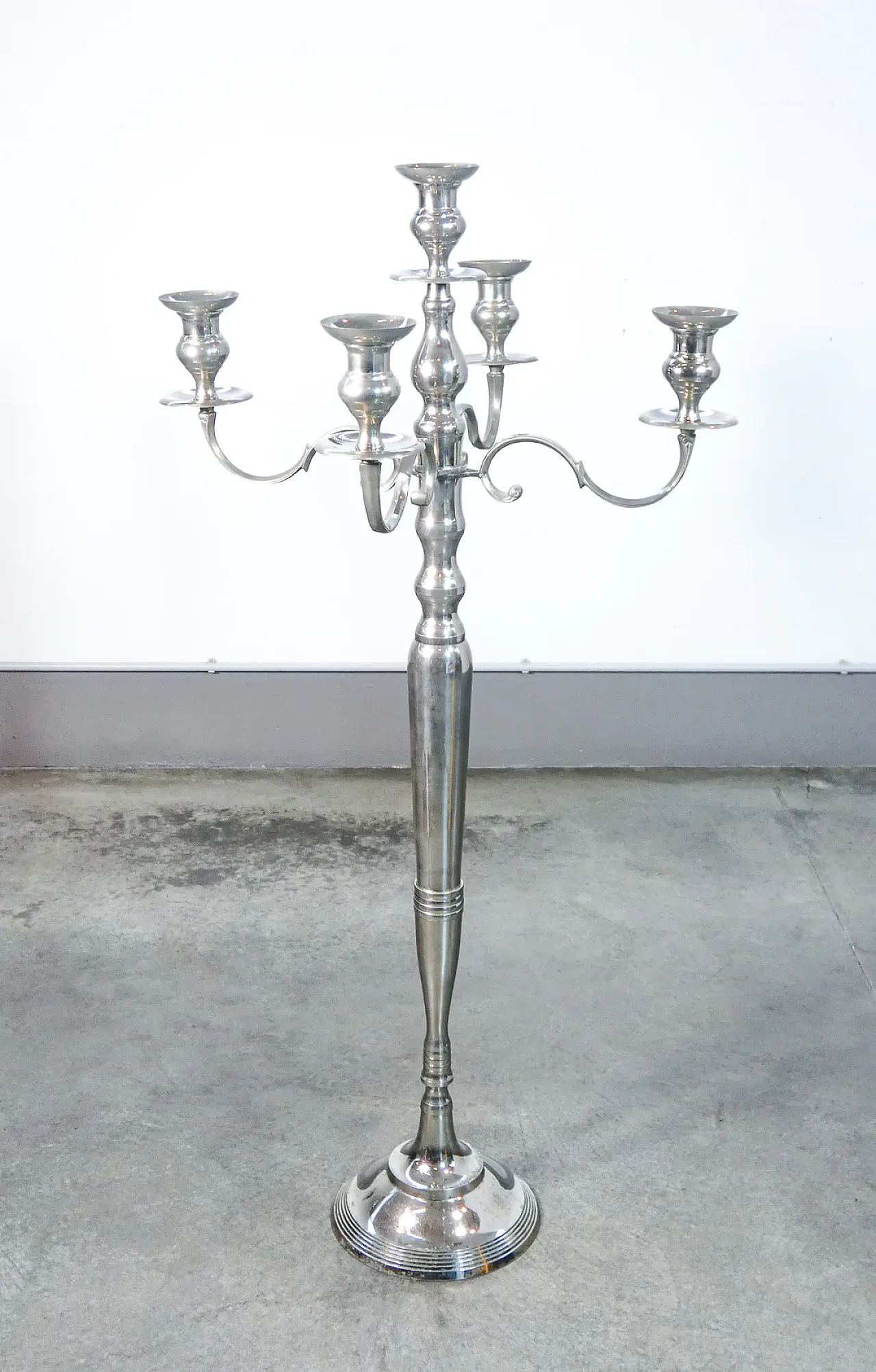 Candelabro da pavimento in metallo cromato, '900 6