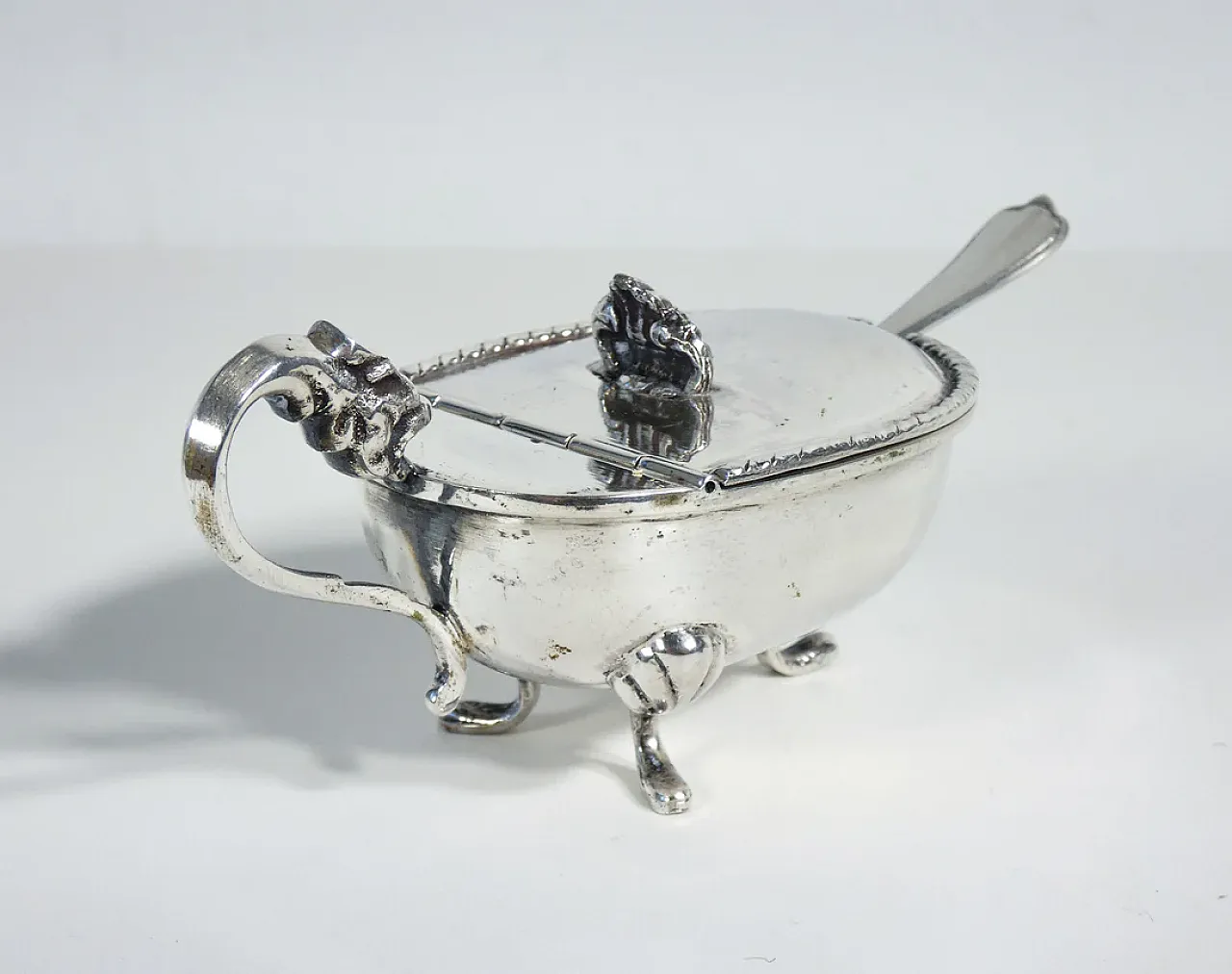 Saliera e pepiera da tavola in argento, metà '900 12