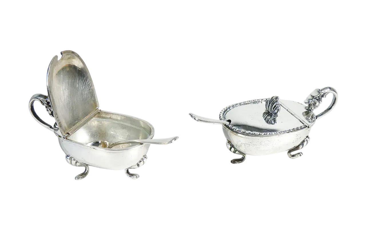 Saliera e pepiera da tavola in argento, metà '900 14