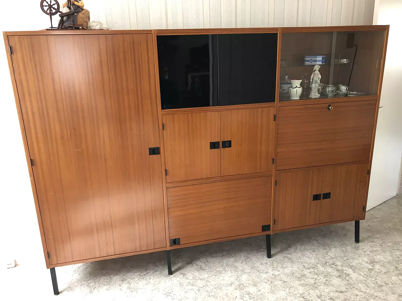 René teak furniture by Jean-René Caillette, 20th century 3