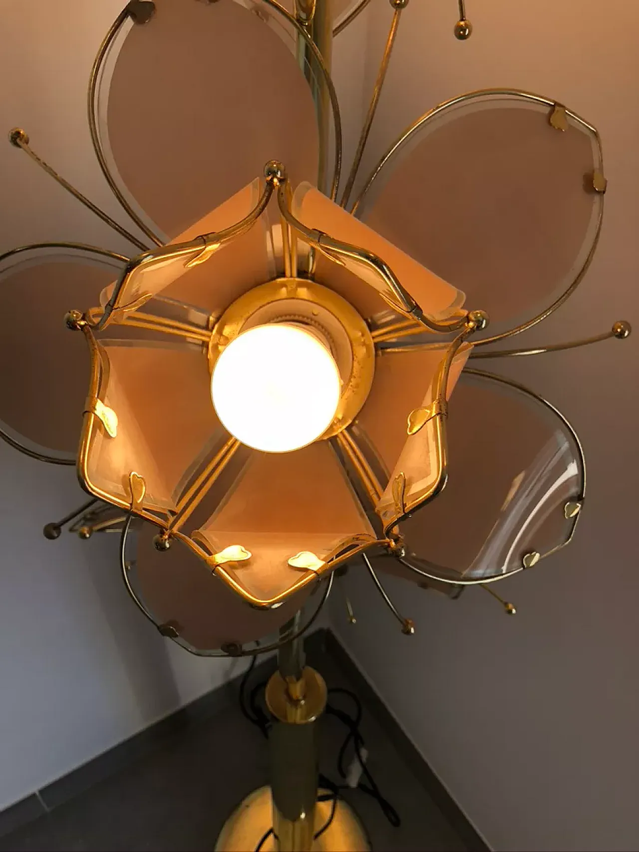 Lampada da terra a forma di fiore di loto, anni '70 10