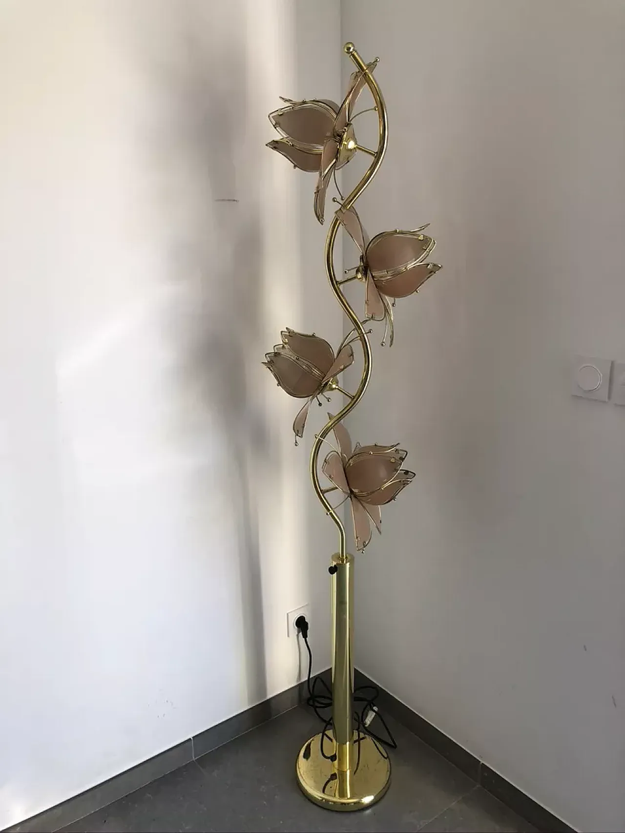Lampada da terra a forma di fiore di loto, anni '70 16