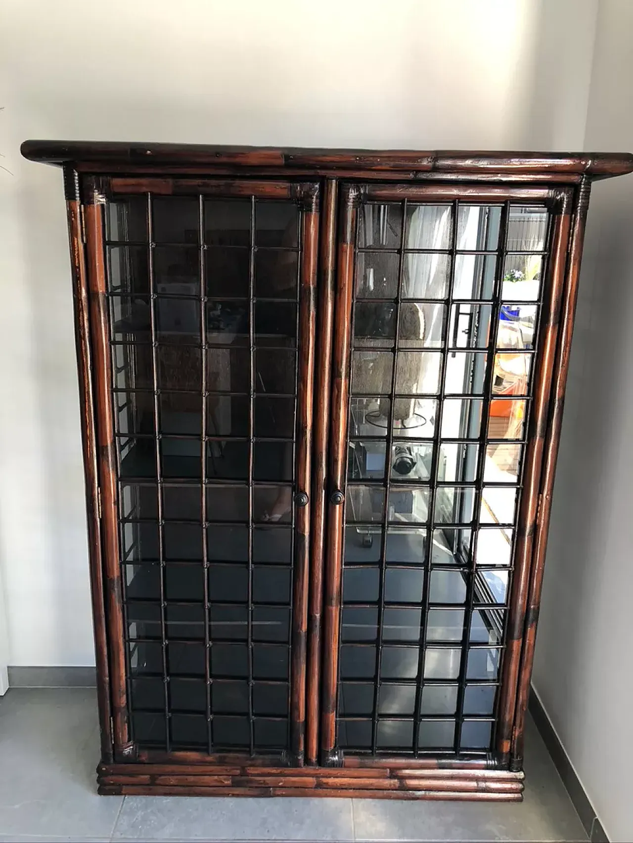 Bamboo and glass showcase, 20th century 4