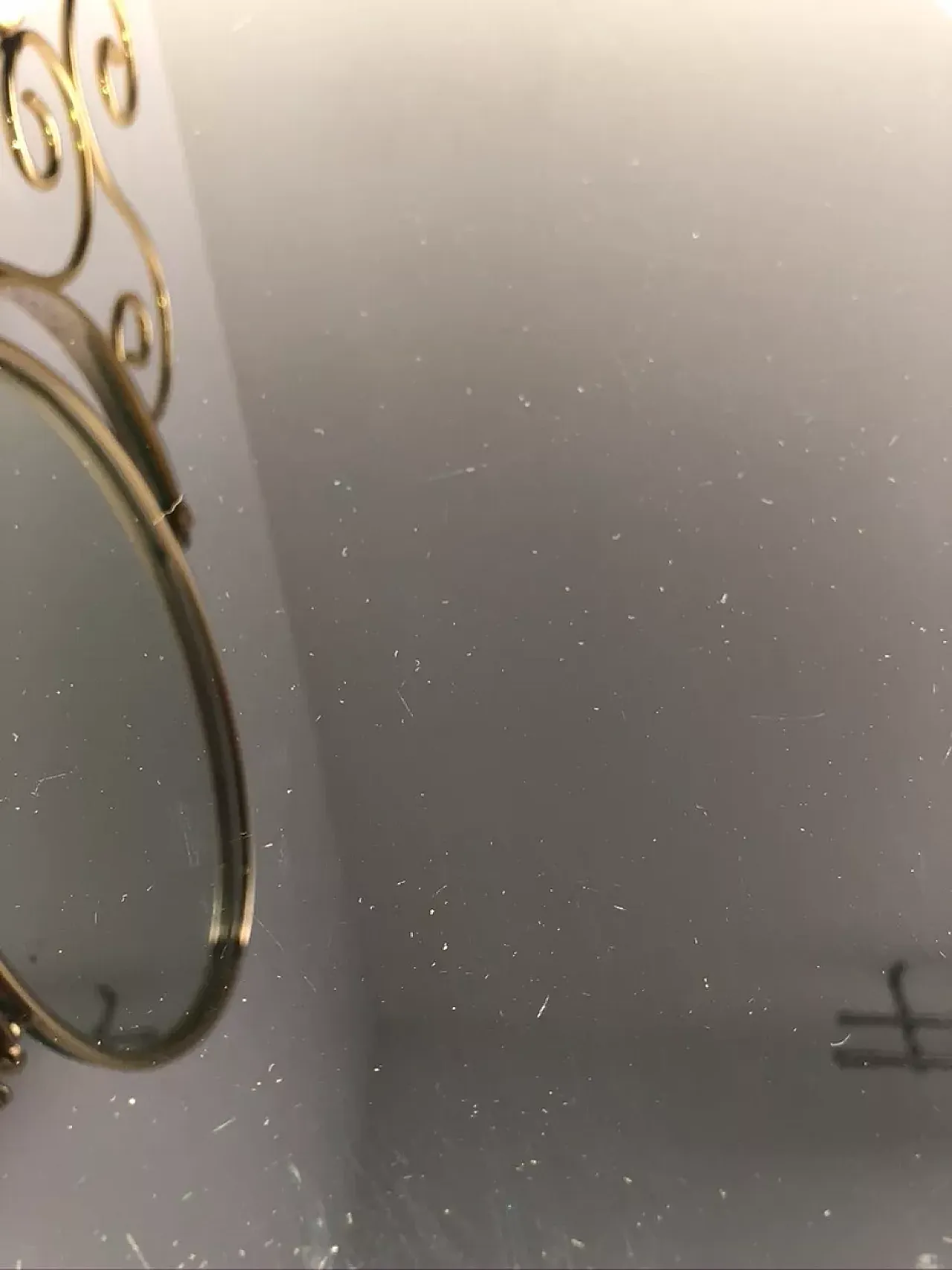 Toeletta in ottone, vetro e plastica nera con sgabello peloso, '900 18