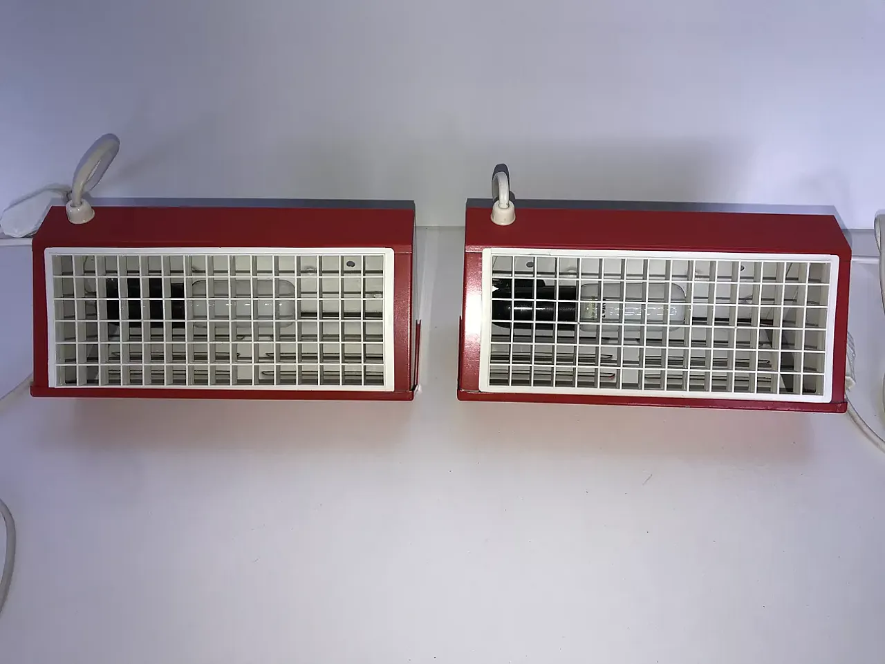 Coppia di applique in metallo di Ikea, '900 2