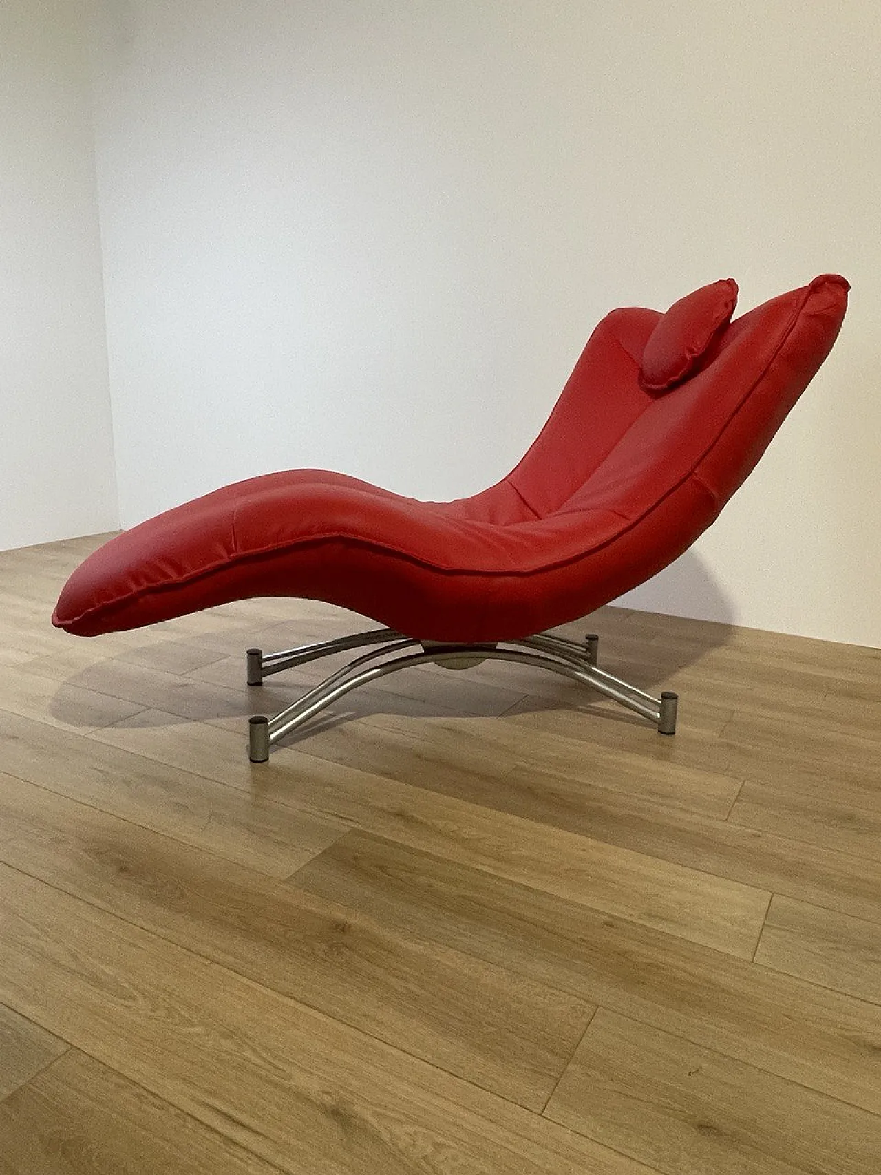 Jane Worthington, Chaise Longue DS151 for de headquarters' 90s 1
