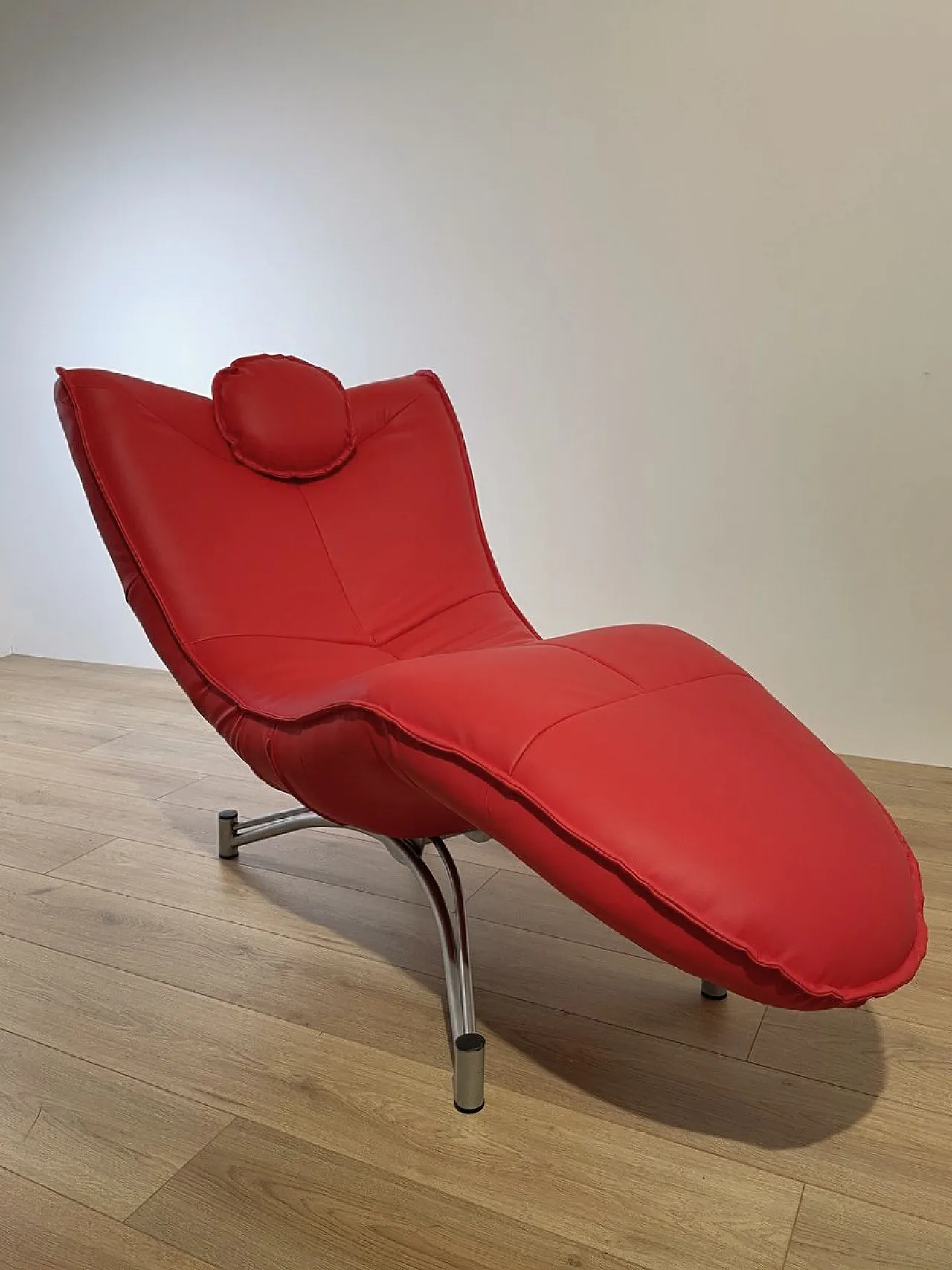 Jane Worthington, Chaise Longue DS151 for de headquarters' 90s 2