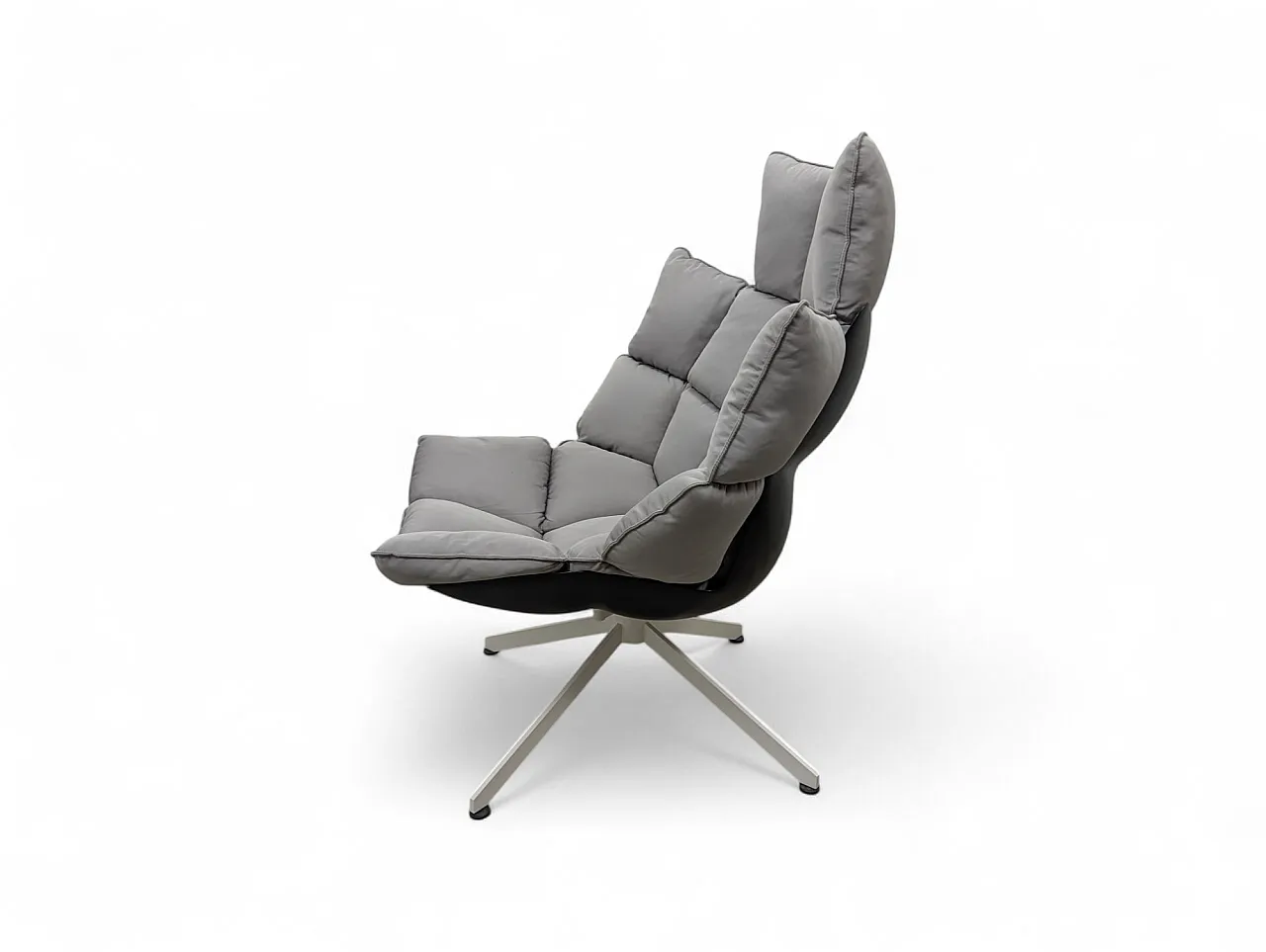 Poltrona B&B mod. Husk disegnata da Patricia Urquiola, 2011 5