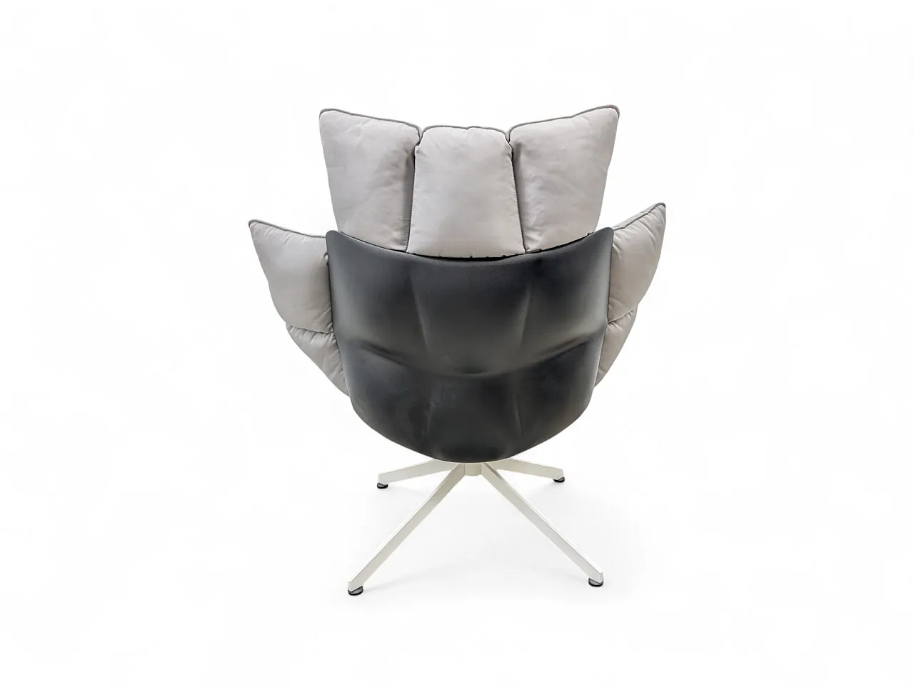 Poltrona B&B mod. Husk disegnata da Patricia Urquiola, 2011 7