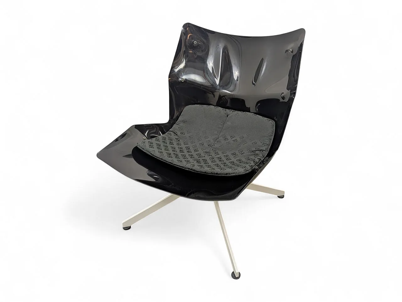 Poltrona B&B mod. Husk disegnata da Patricia Urquiola, 2011 13