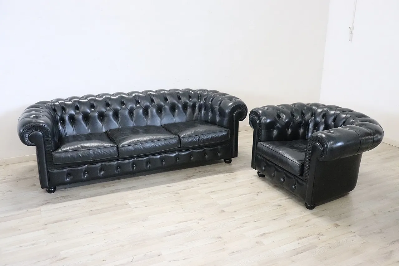 Divano e poltrona  stile Chesterfield in pelle nera, anni '80 2