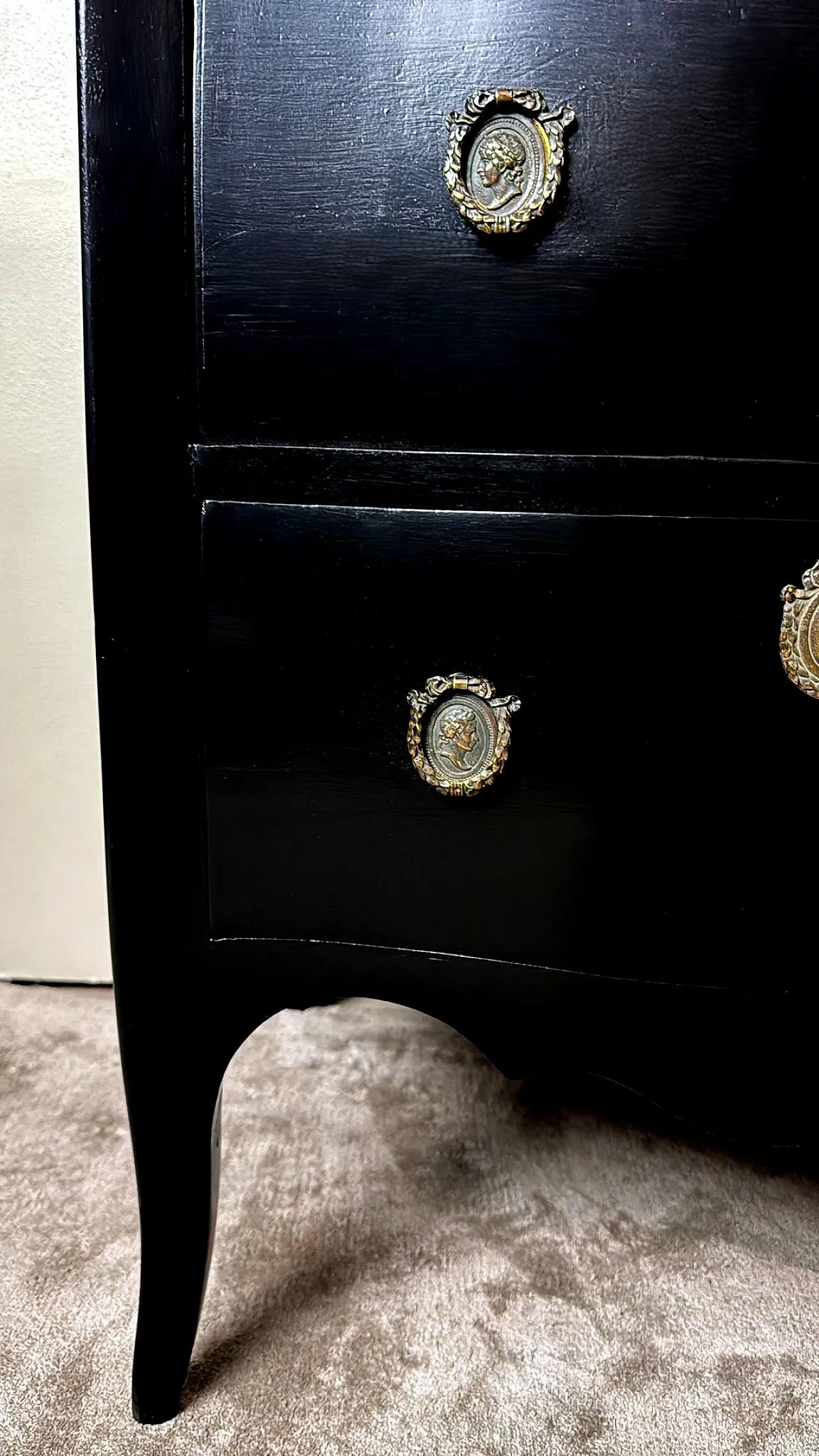 Walnut and bronze chest of drawers in Louis XV style, 18th century 14