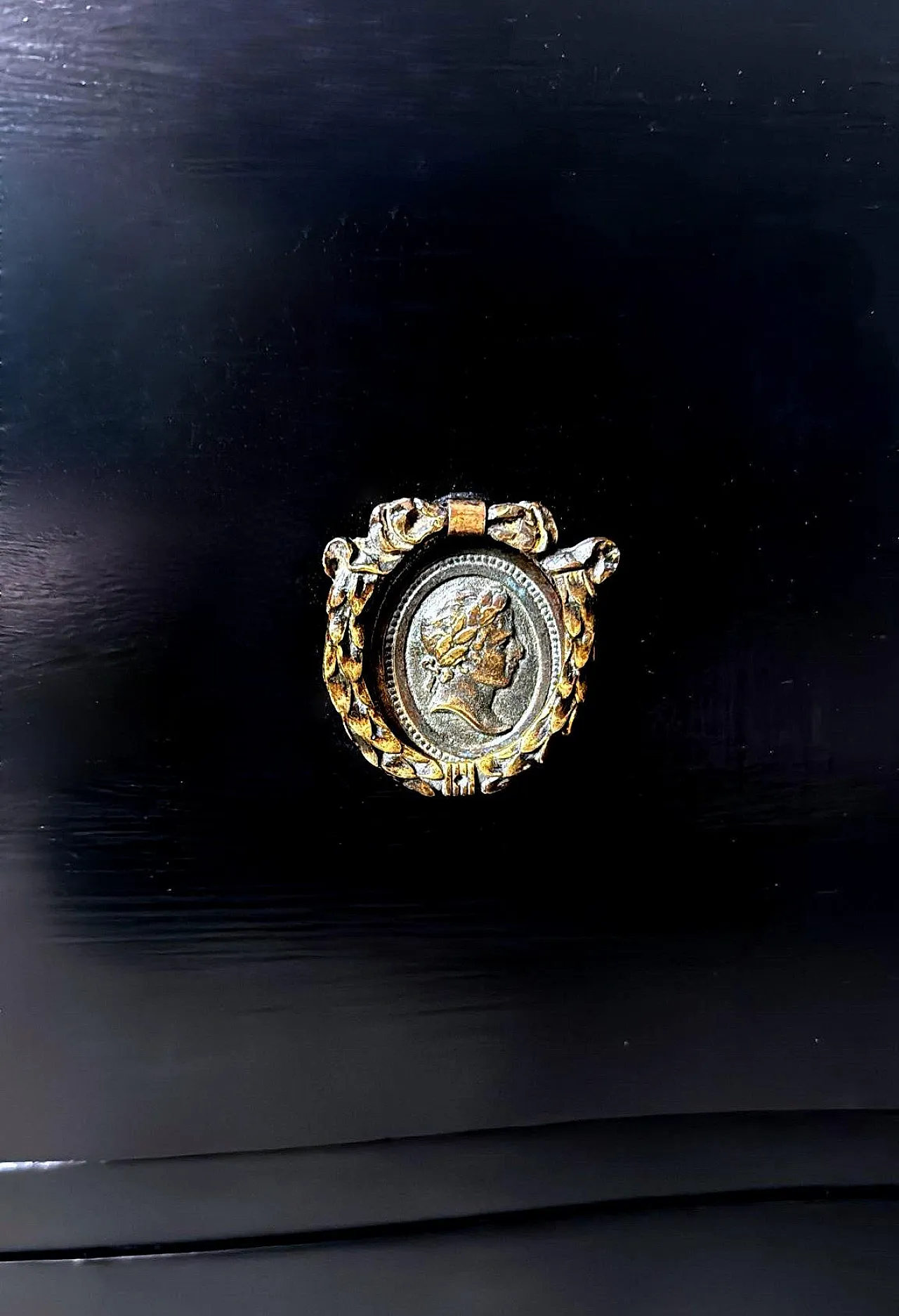 Walnut and bronze chest of drawers in Louis XV style, 18th century 18