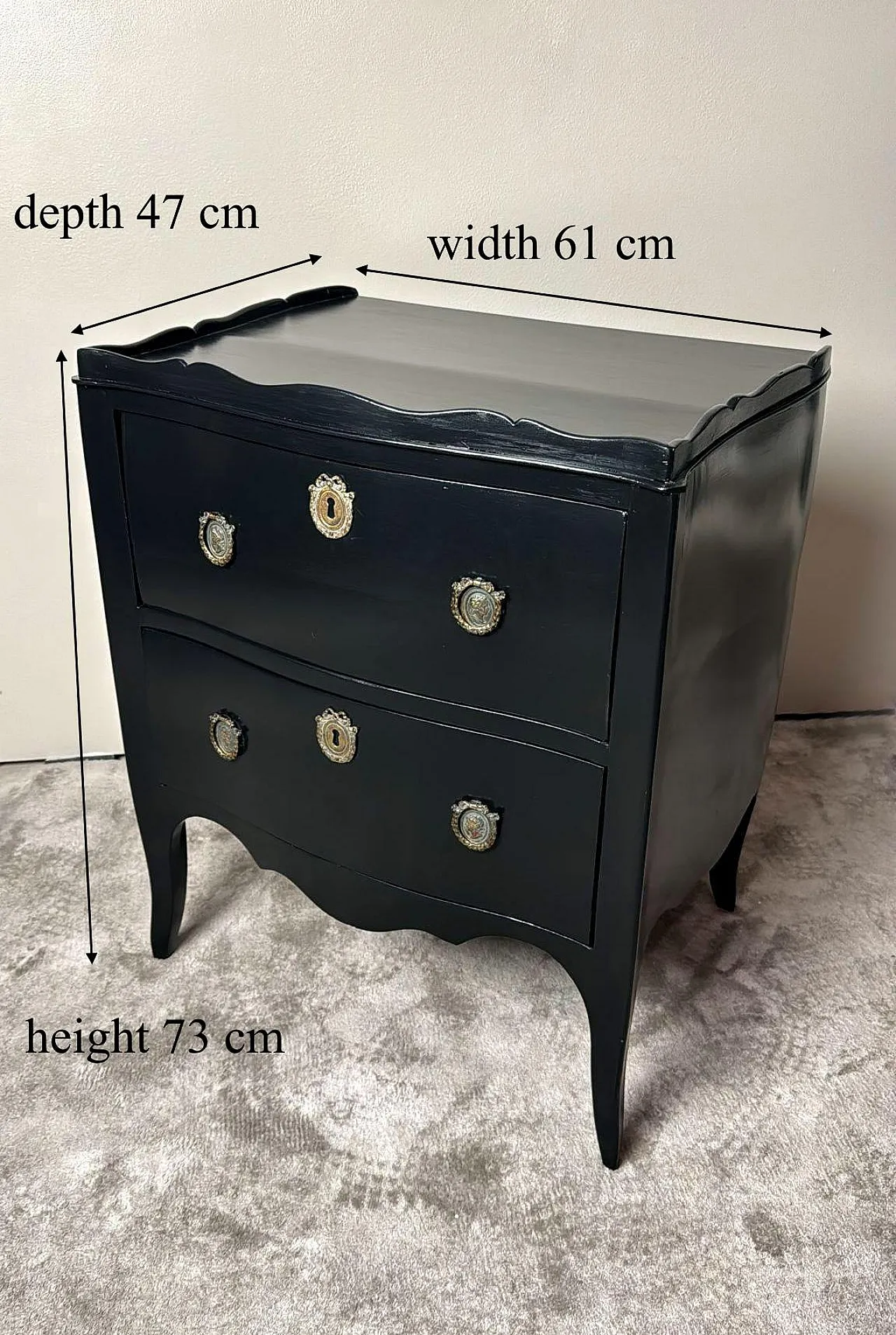 Walnut and bronze chest of drawers in Louis XV style, 18th century 19