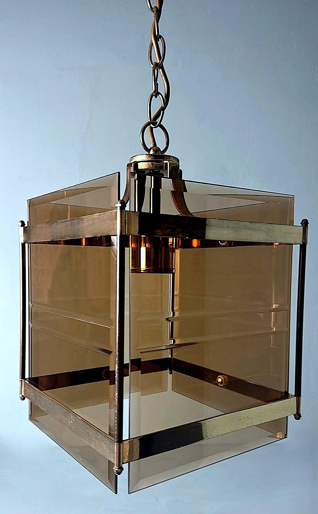 Lampadario in ottone stile Sciolari con vetro smussato fumé, anni '70 7