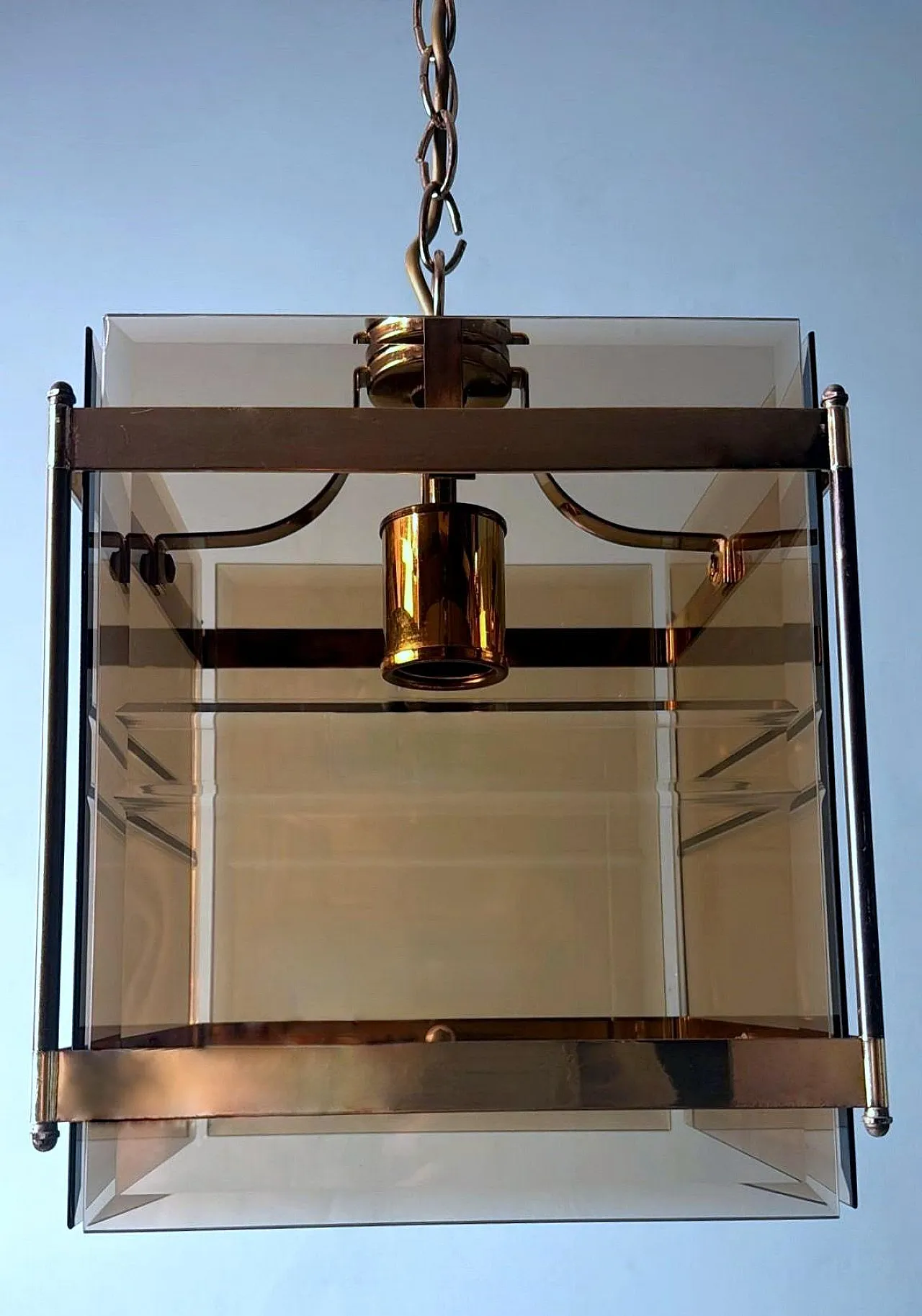 Lampadario in ottone stile Sciolari con vetro smussato fumé, anni '70 8